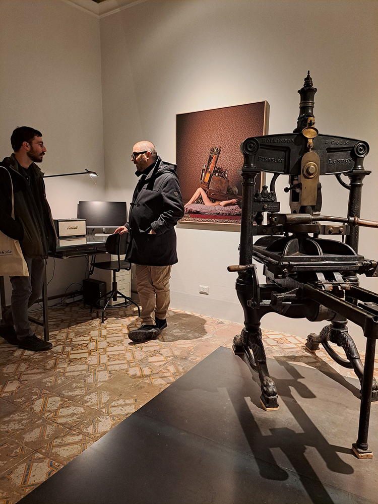 La seconda stanza della mostra (foto di Tonino Trovato) - Foto 2 di 6