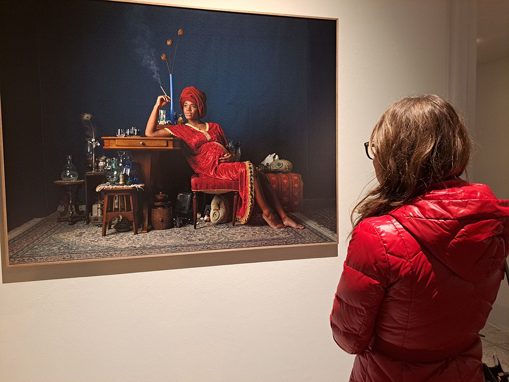 Una delle opere in mostra (foto di Tonino Trovato) - Foto 4 di 6